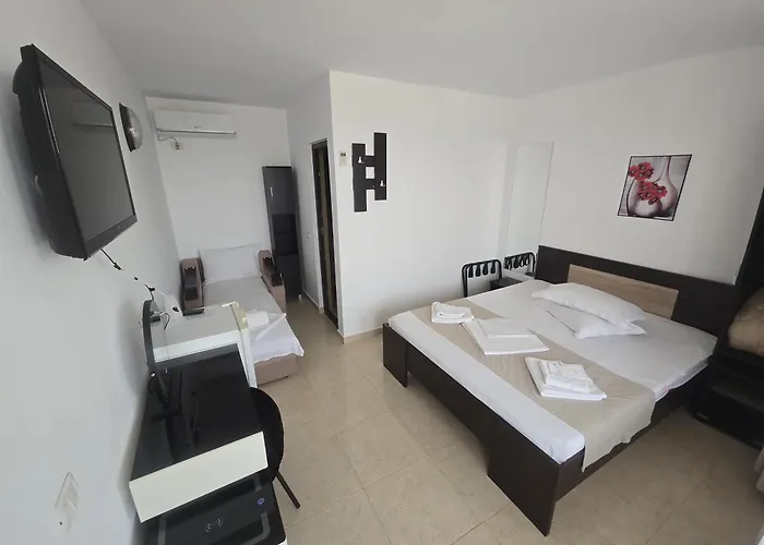 Complex Complex Casa Ani