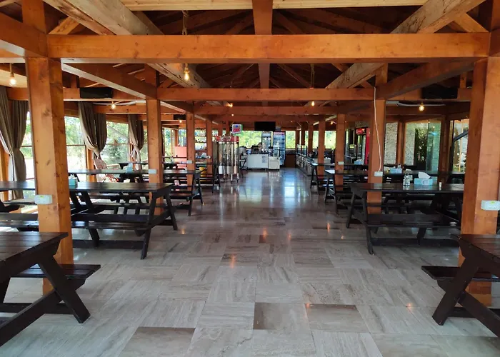 Complex Casa Ani Feriested *