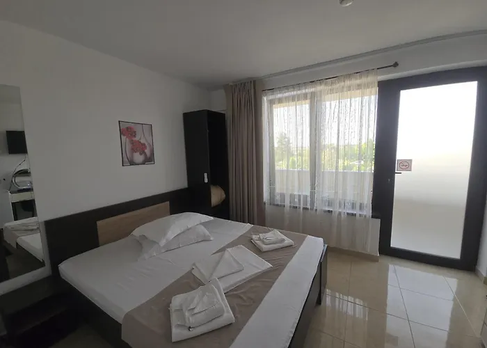 Complex Casa Ani Feriested *